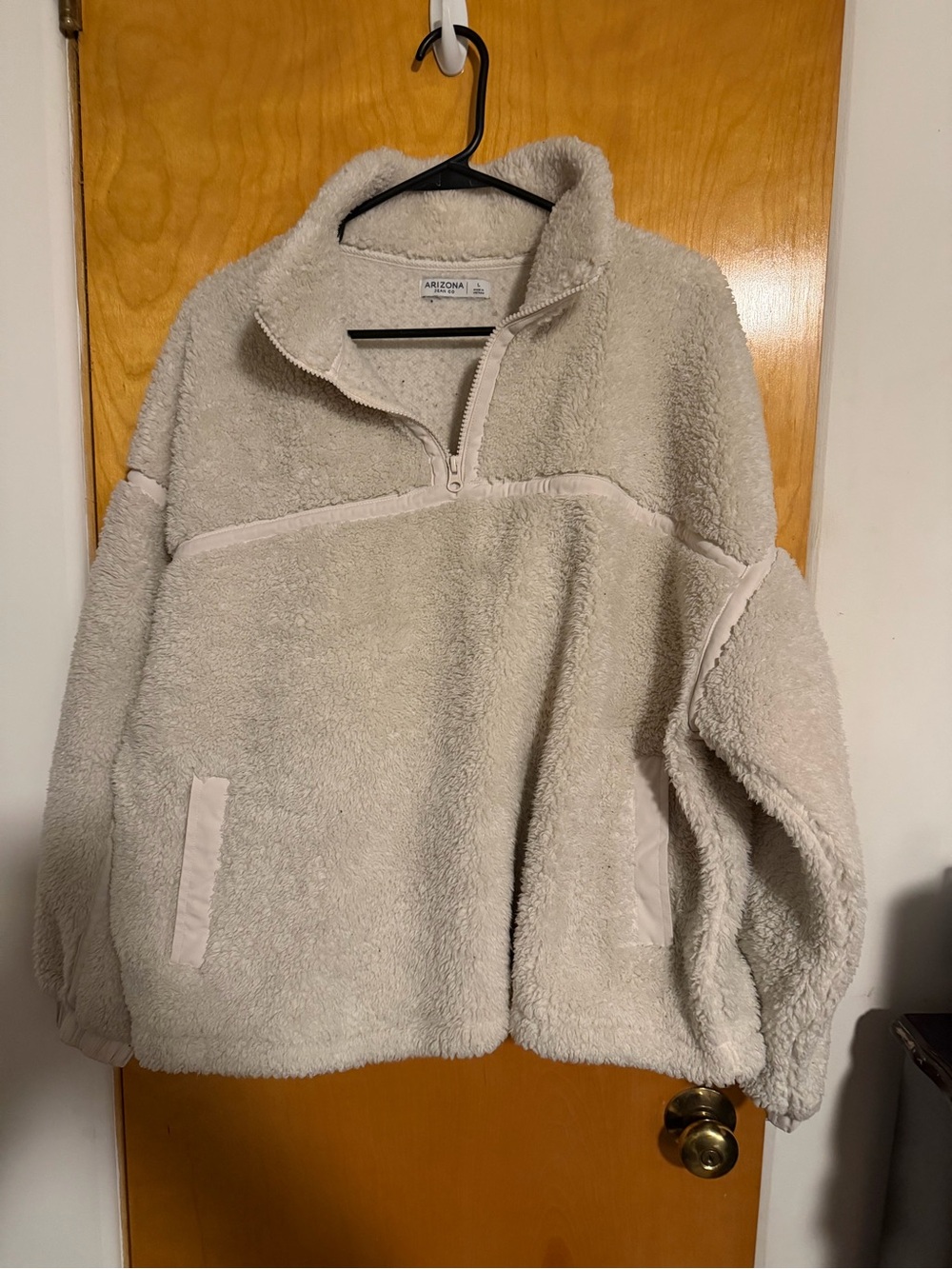 Arizona Jean Company Cream Sherpa Quarter-Zip Pullover